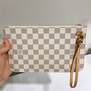 LOUIS VUITTON Damier Azur Neverfull GM Pouch
